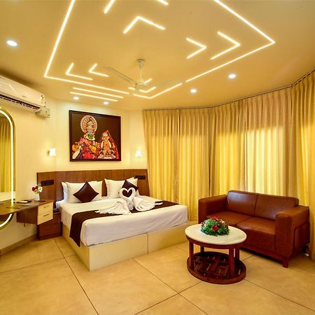 Krishnatheeram Ayur Holy Beach Resorts Varkala Ngoại thất bức ảnh
