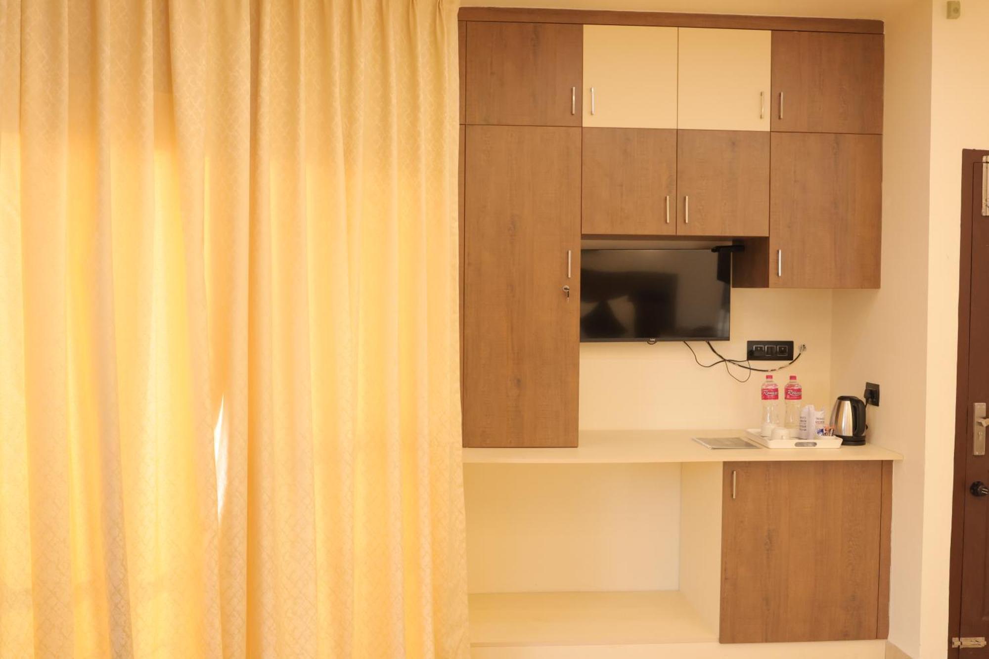 Krishnatheeram Ayur Holy Beach Resorts Varkala Ngoại thất bức ảnh