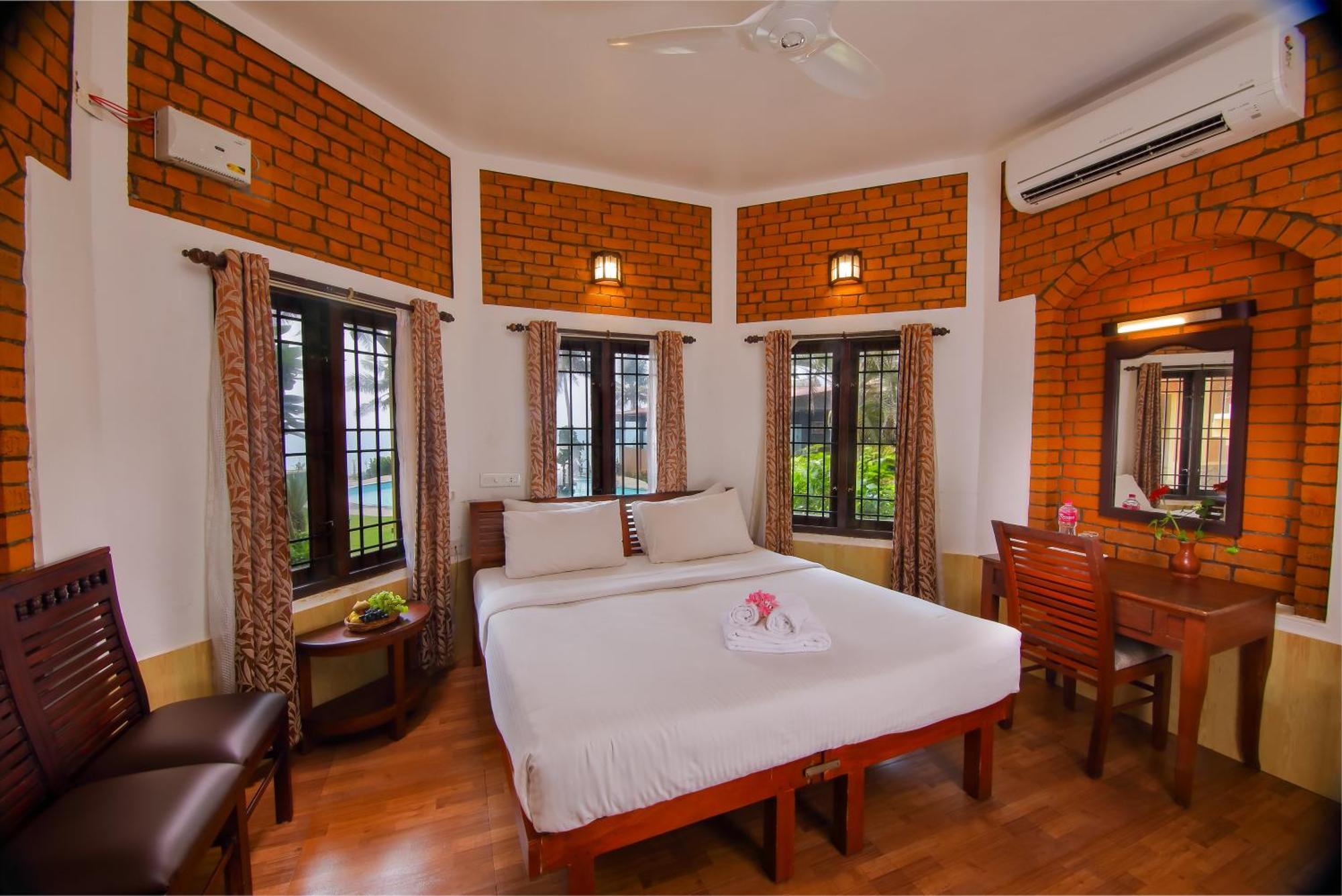Krishnatheeram Ayur Holy Beach Resorts Varkala Ngoại thất bức ảnh